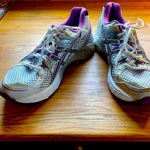 ASICS Mens running shoes